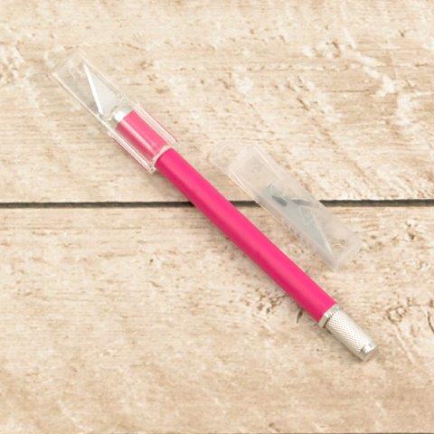 ADCO726809 - Precision Craft Knife with Pink Rubber Handle + 5 Blades